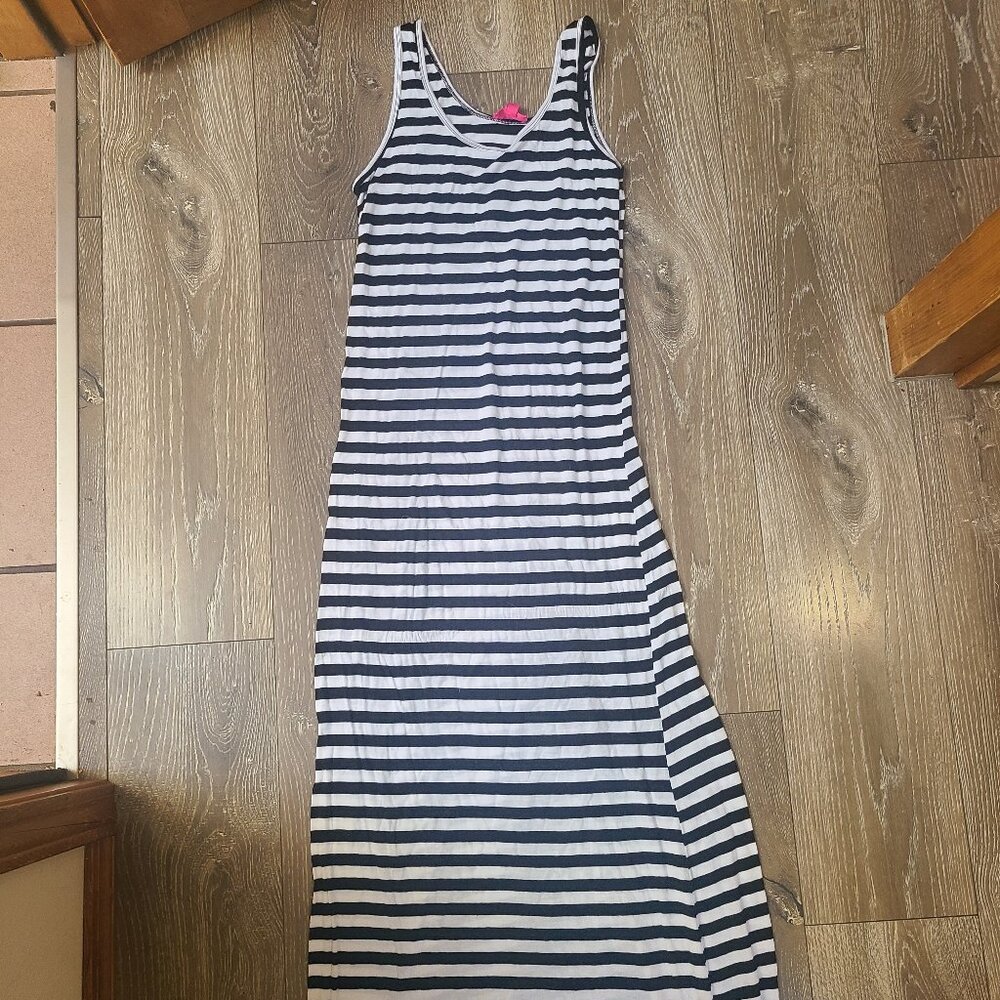 Zenana Black and White Striped Maxi Dress Sz L
